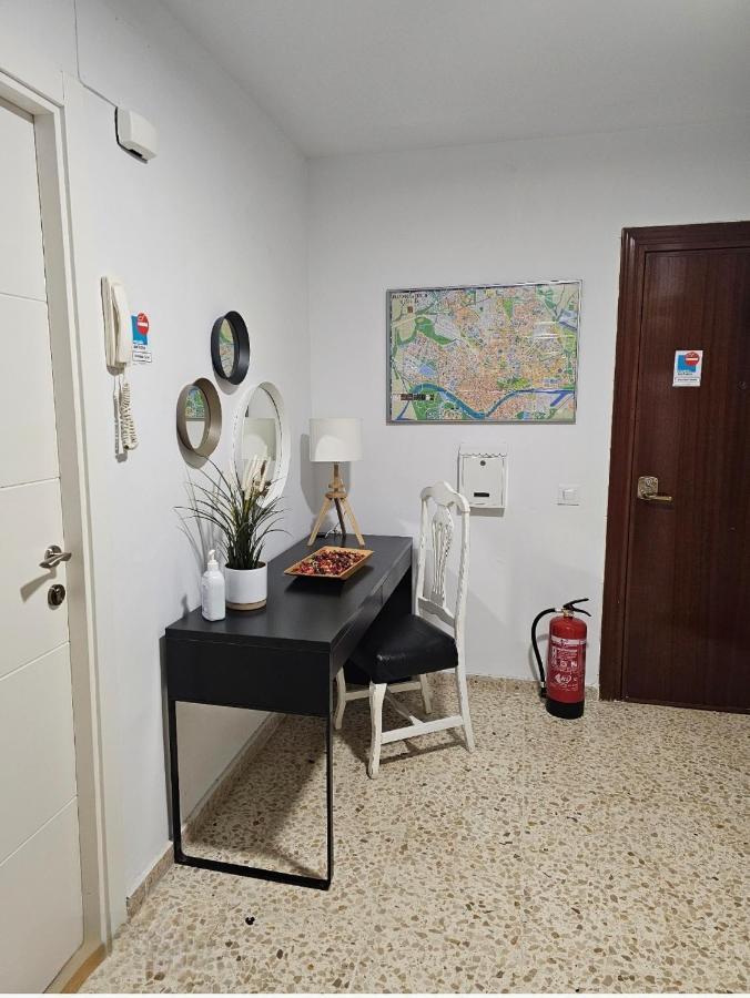 Plaza De Armas By Rami Apartment Seville Exterior photo
